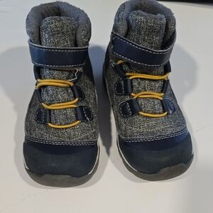 See Kai Run Waterproof Boots Size 10